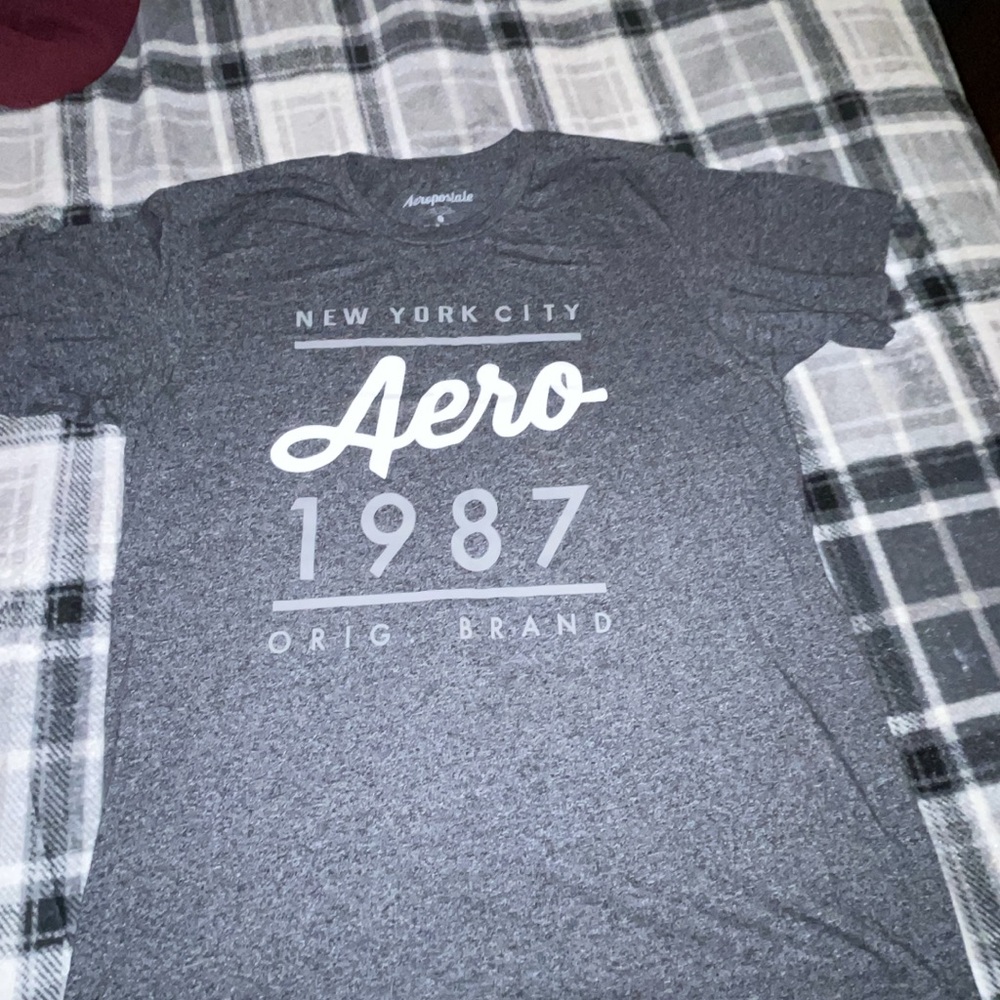 Aeropostale Dark Gray NYC Graphic Tee
